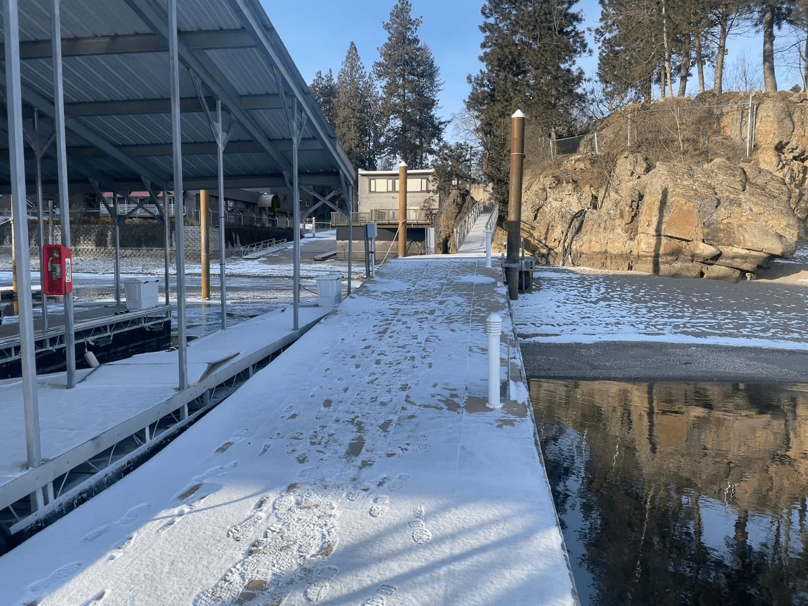 Boat detailing service